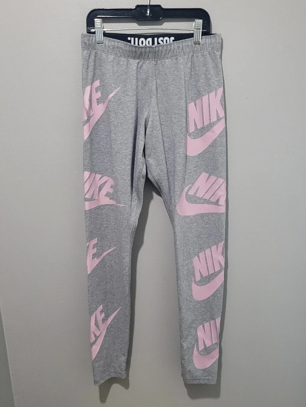 Nike Light Purple & Gray Leegging Capris Sz M